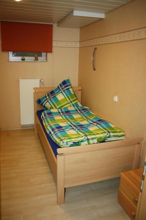 Monteur-/Und Ferienwohnung Diehl Asslar Luaran gambar