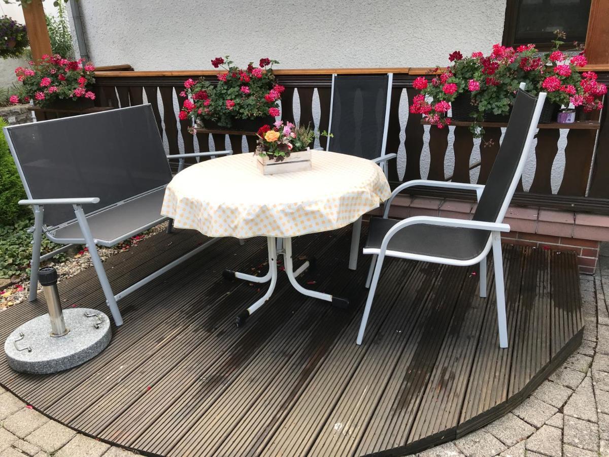Monteur-/Und Ferienwohnung Diehl Asslar Luaran gambar